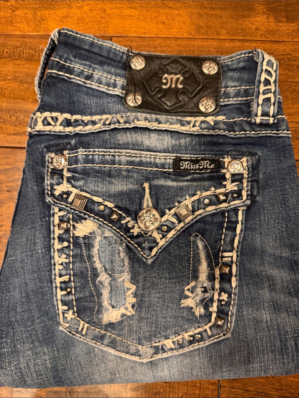 Miss Me Dark Blue Distressed Bootcut Jeans with Embellished Pocket Sz 30